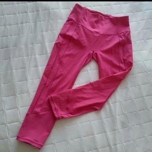 Lululemon pink Capri workout pants